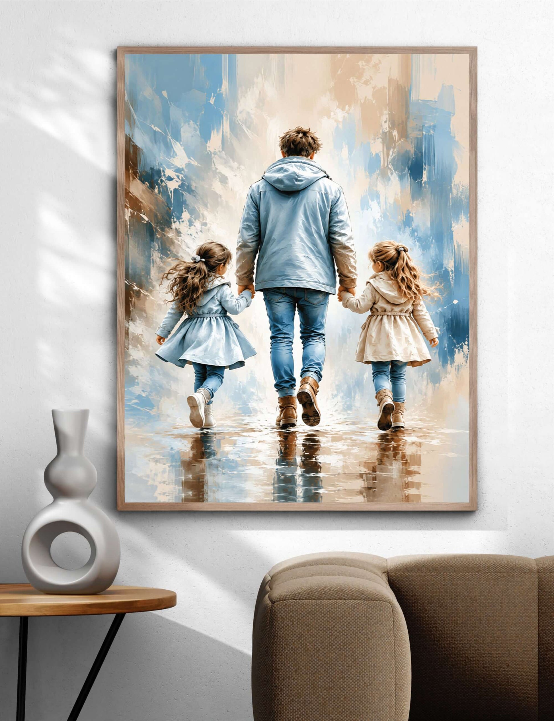 Pappa og jentene: AI-veggbilde av far og to døtre som går hånd i hånd, symboliserer kjærlighet og minner.